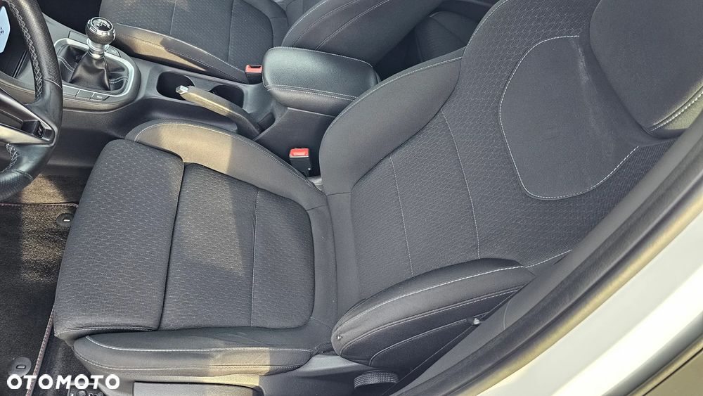 Hyundai i30 N 2.0 T-GDI - 17