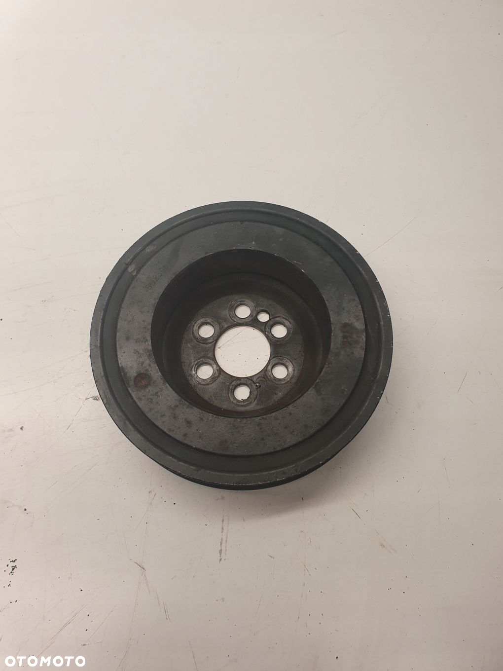 KOŁO PASOWE AUDI A4 B7 A6 C6 2,0 TFSI 06F105243H - 2