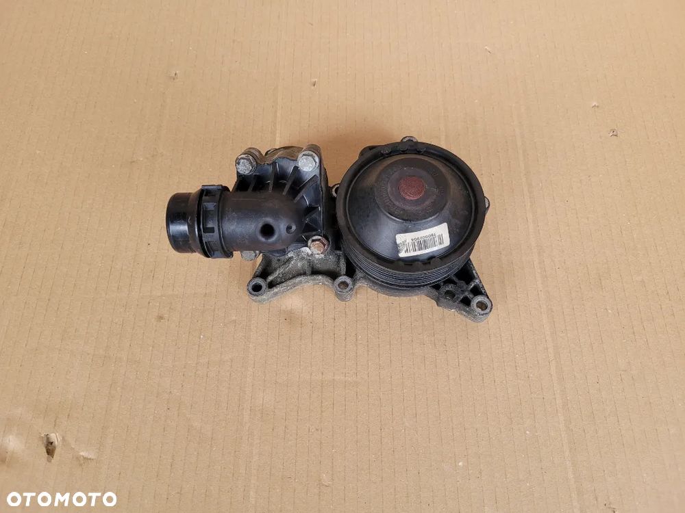 POMPA WODY TERMOSTAT BMW F10 F11 F07 F01 N57 3.0D 780002904 - 1