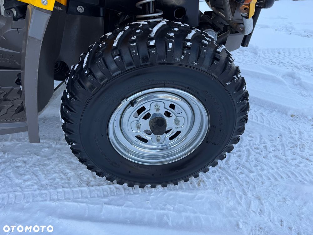 Bombardier Outlander - 19