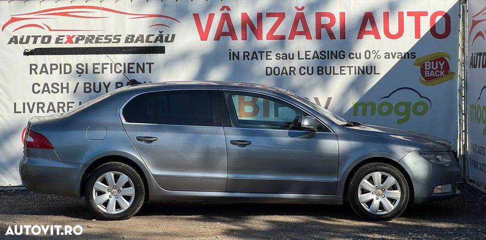 Skoda Superb 2.0 TDI Ambition DSG - 14