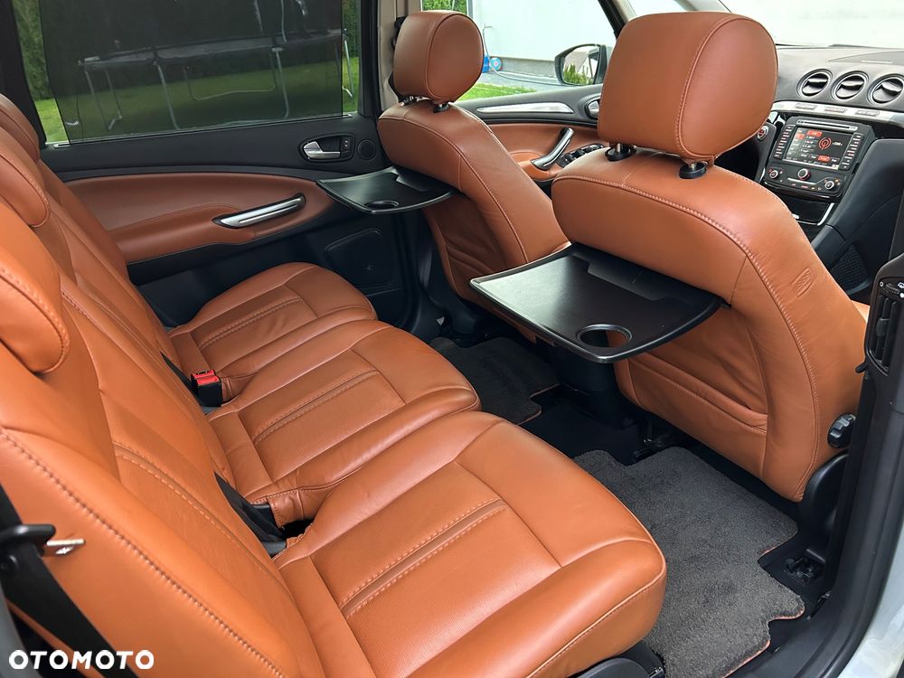 Ford Galaxy - 16