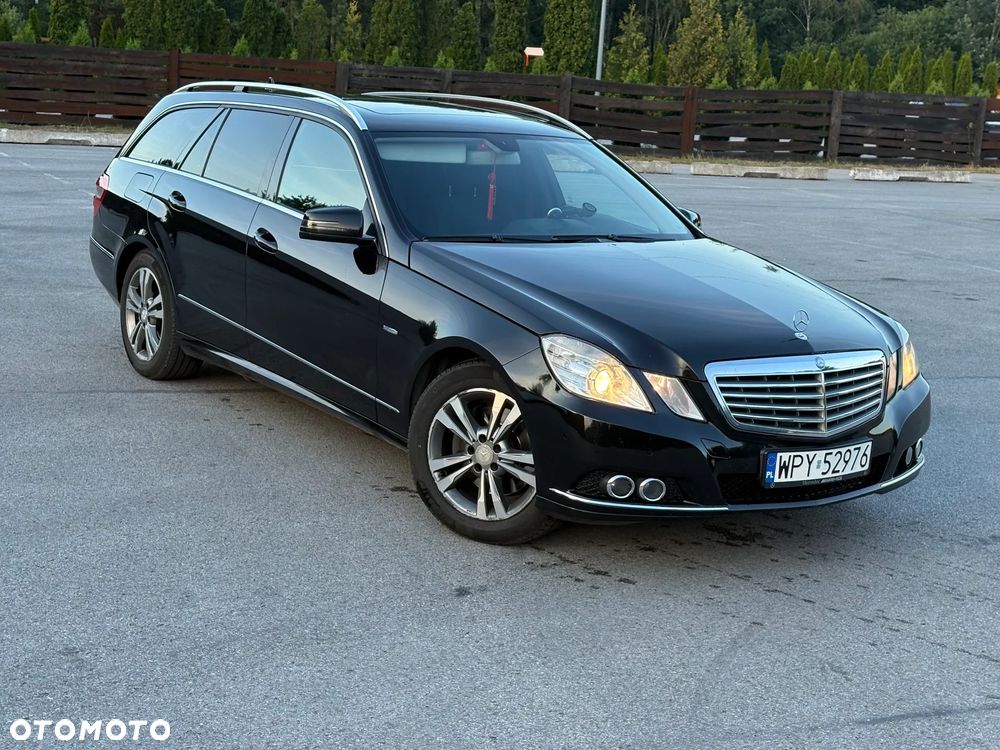 Mercedes-Benz Klasa E 250 CDI DPF BlueEFFICIENCY Automatik Elegance - 4