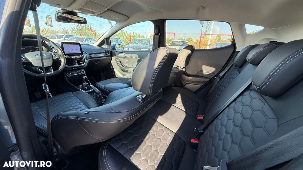 Ford Fiesta 1.5 TDCi S&S VIGNALE - 14