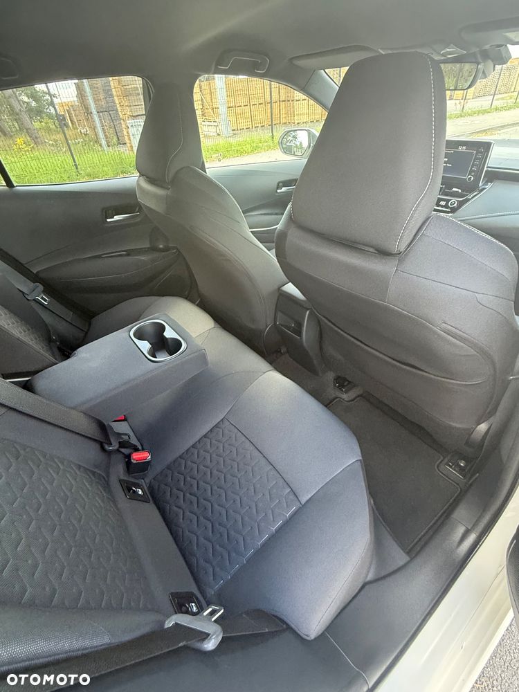 Toyota Corolla - 25