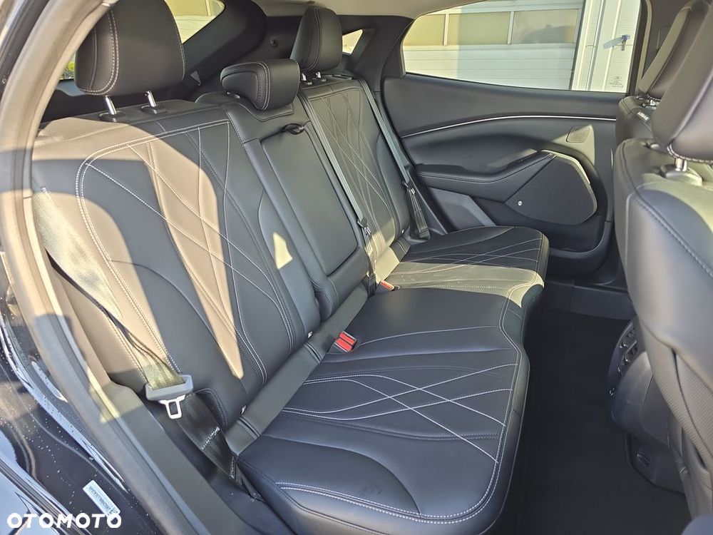 Ford Mustang Mach-E 98kWh RWD - 8