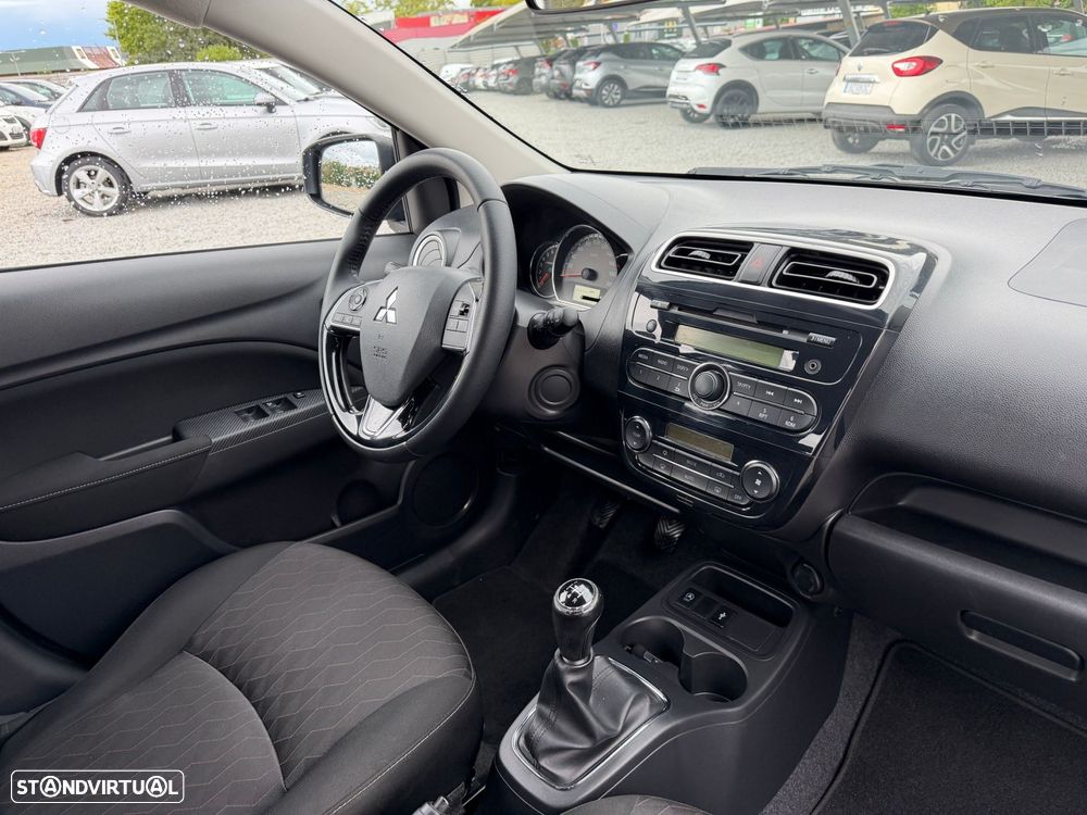 Mitsubishi Space Star 1.2 Intense - 9