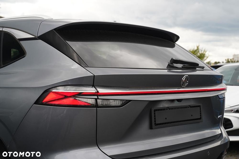 MG HS 1.5 T-GDI Excite DCT - 23