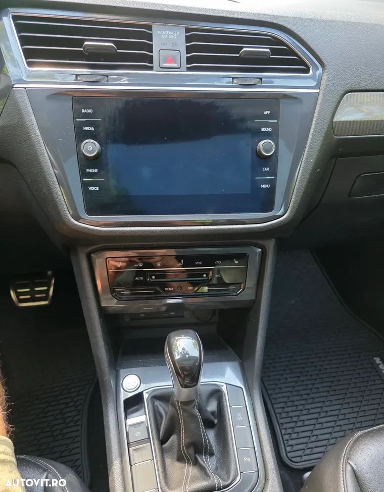 Volkswagen Tiguan - 5