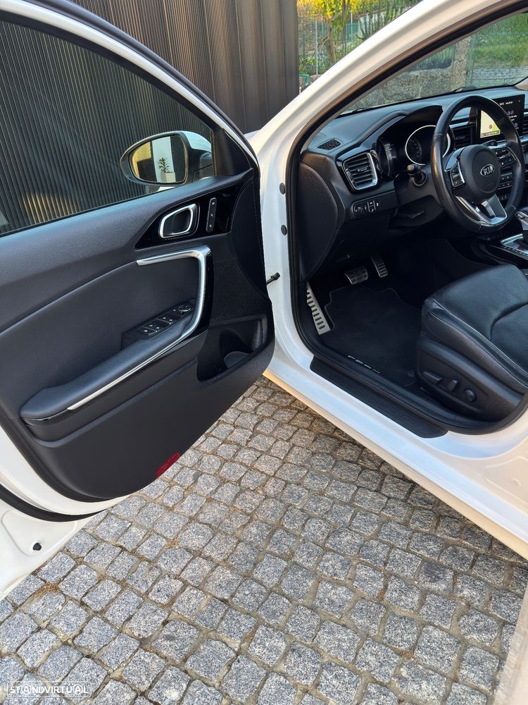 Kia Ceed 1.4 T-GDI TX+SRF 7DCT - 24