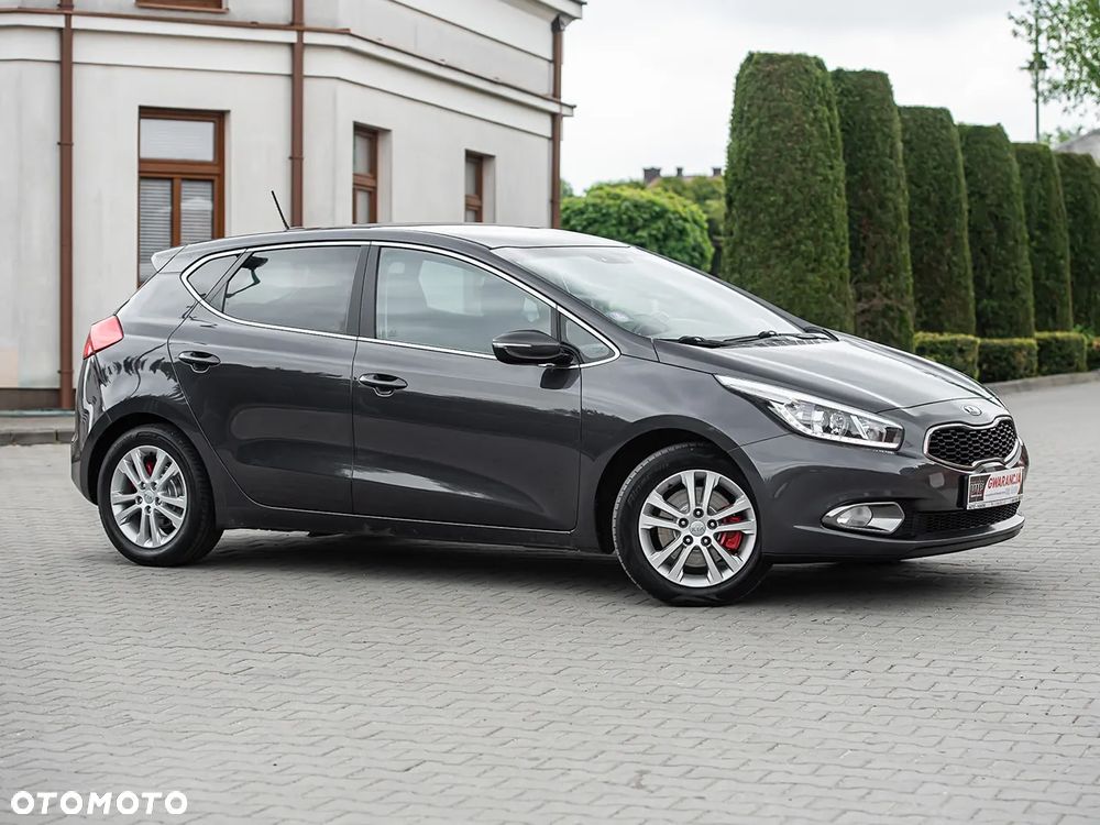 Kia Ceed - 5