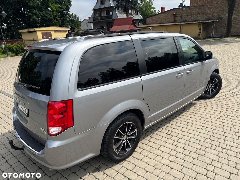 Dodge Grand Caravan 3.6 Express - 10