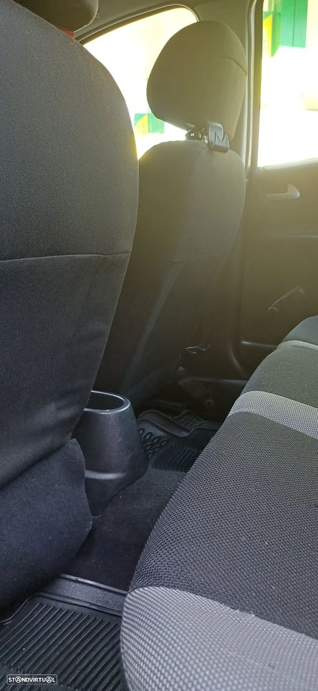 Peugeot 207 1.4 HDi Urban - 12