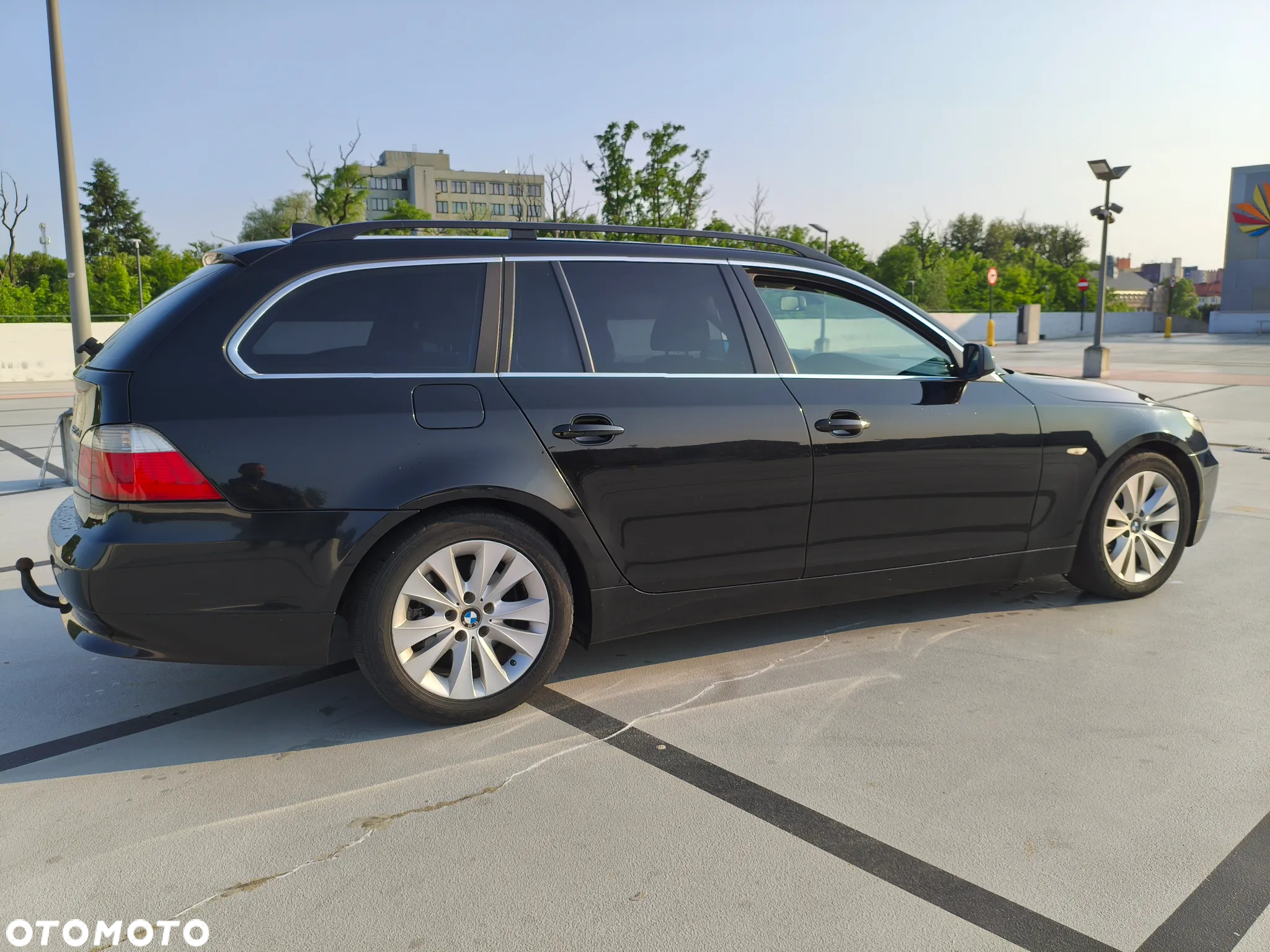 BMW Seria 5 520d Touring Special Edition - 14