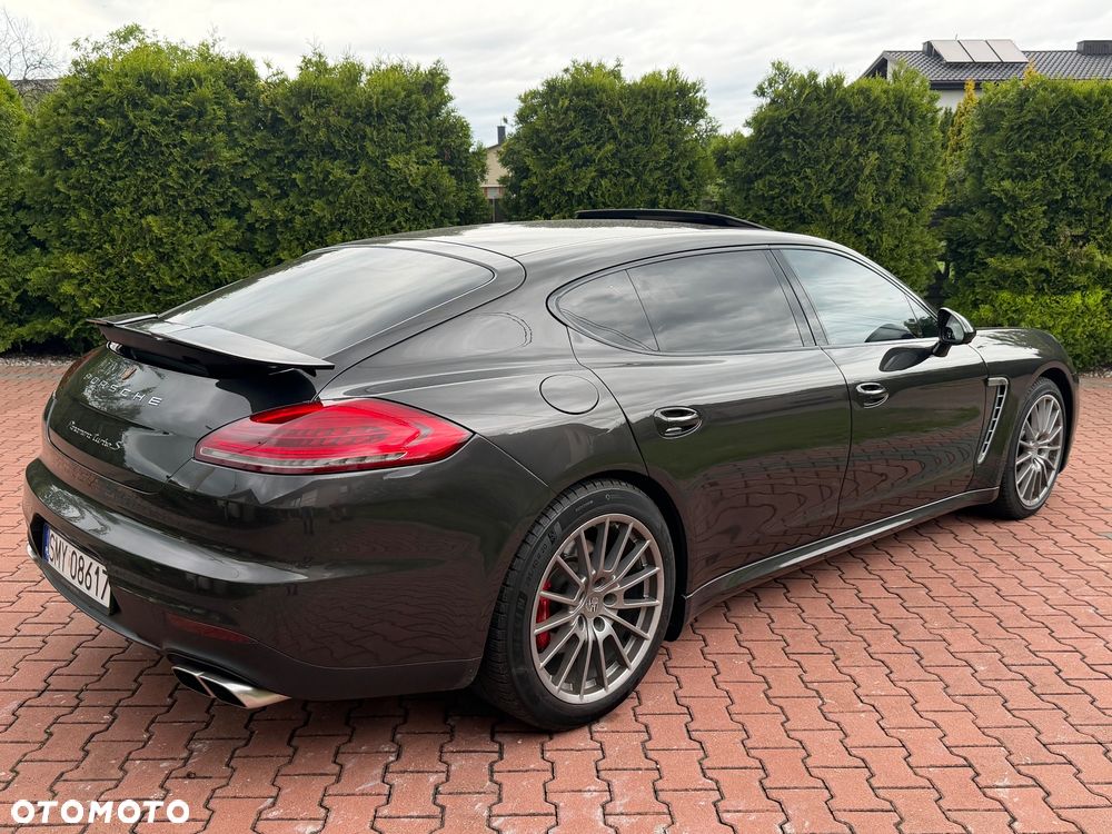 Porsche Panamera Turbo Executive - 1