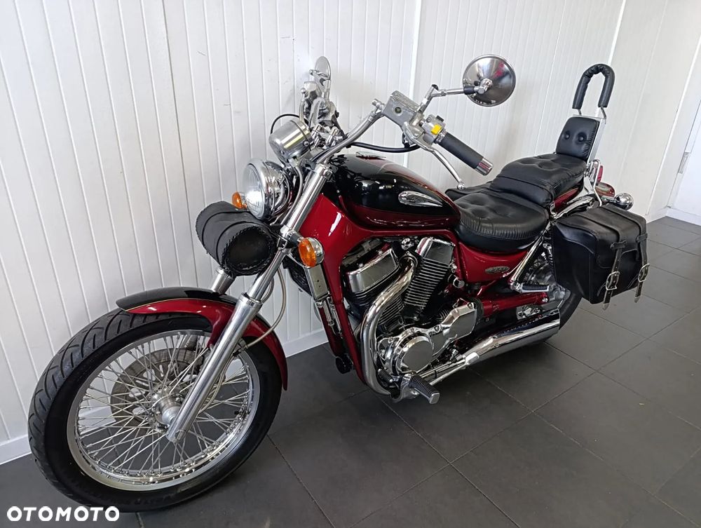 Suzuki Intruder - 6