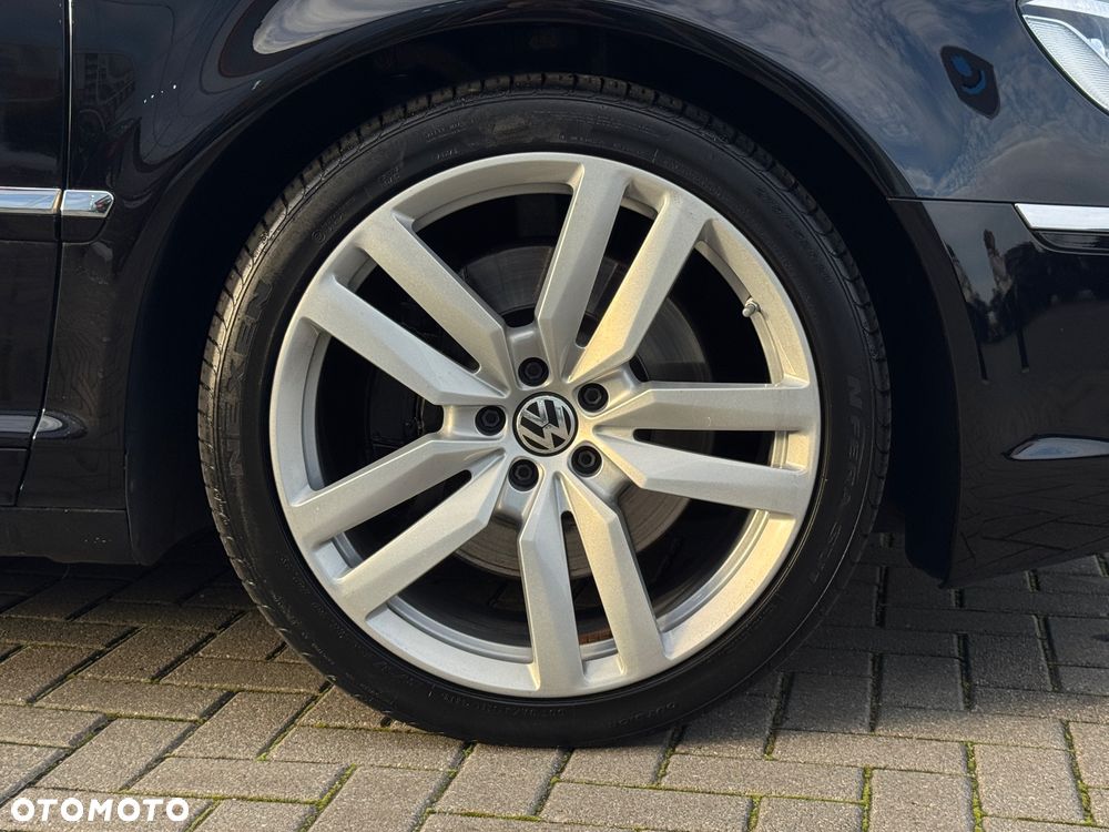 Volkswagen Phaeton - 7