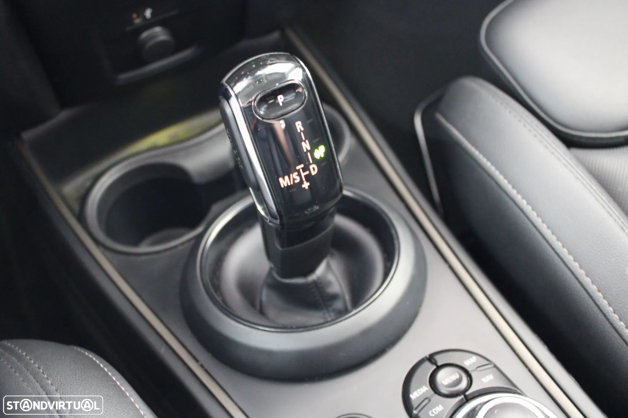 MINI Countryman Cooper Classic Auto - 16