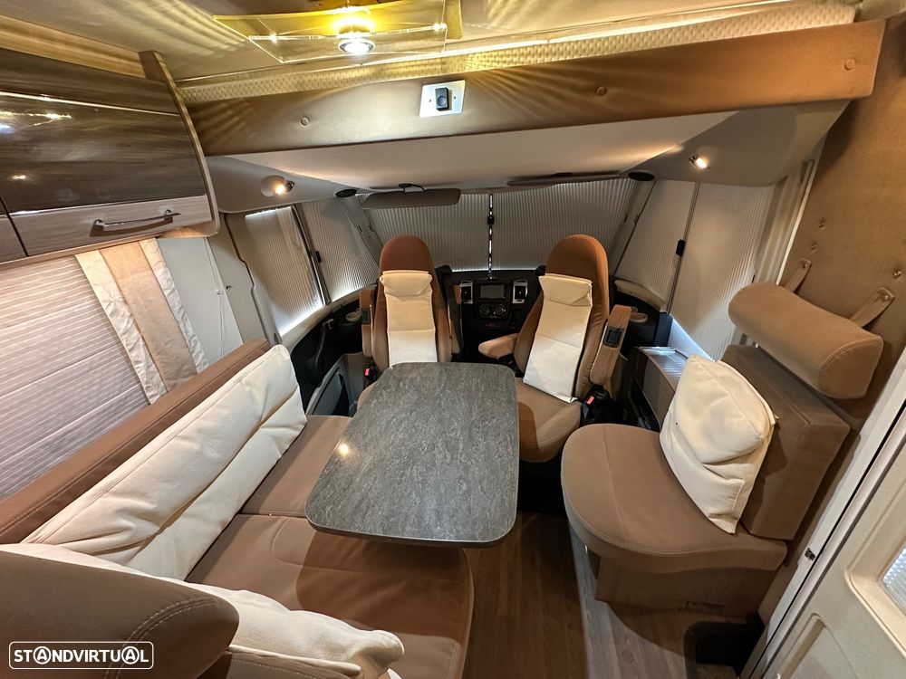 Burstner Aviano i727 - 12