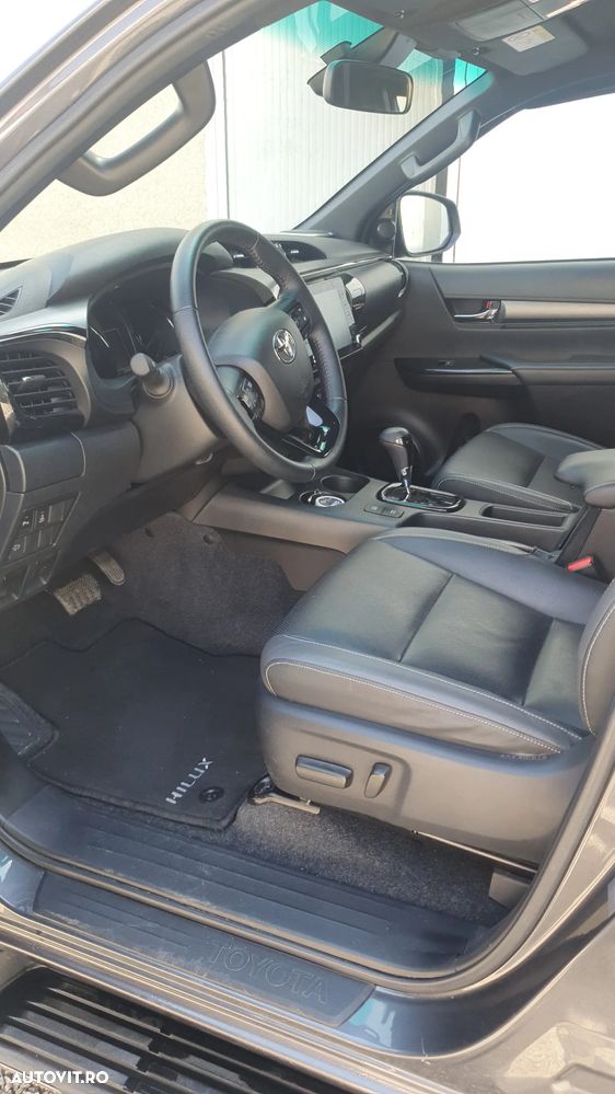 Toyota Hilux - 21