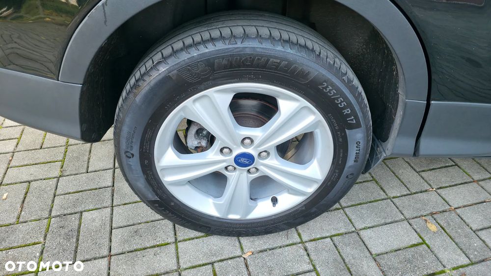 Ford Kuga 2.0 TDCi FWD Titanium - 24