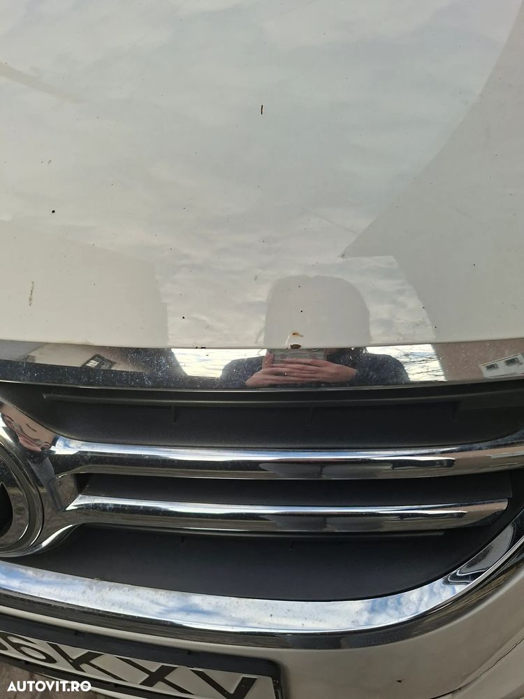 Volkswagen Tiguan - 4