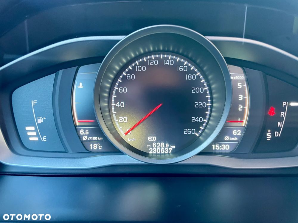 Volvo V60 Cross Country D3 Geartronic Momentum - 5