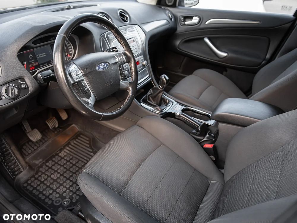 Ford Mondeo 2.0 Platinium X - 15