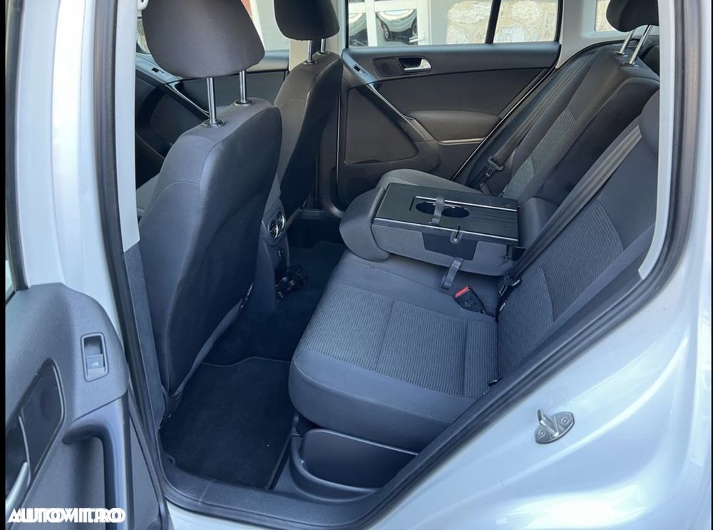 Volkswagen Tiguan 2.0 TDI DPF BlueMotion Technology Trend & Fun - 8