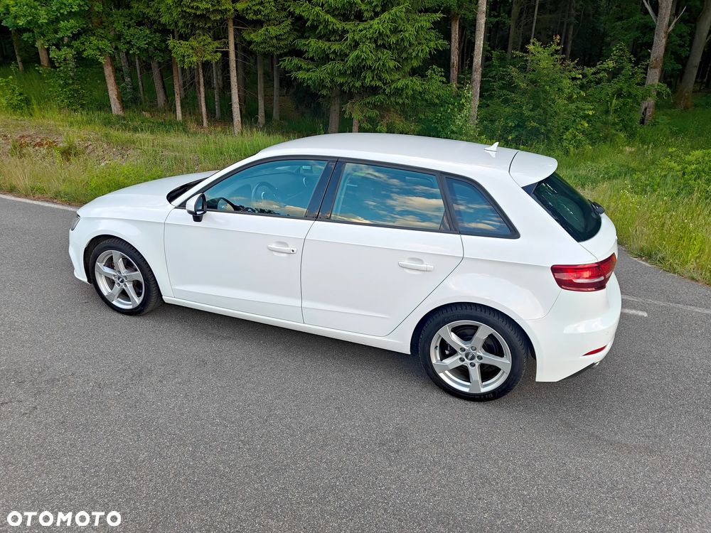 Audi A3 Sportback - 6