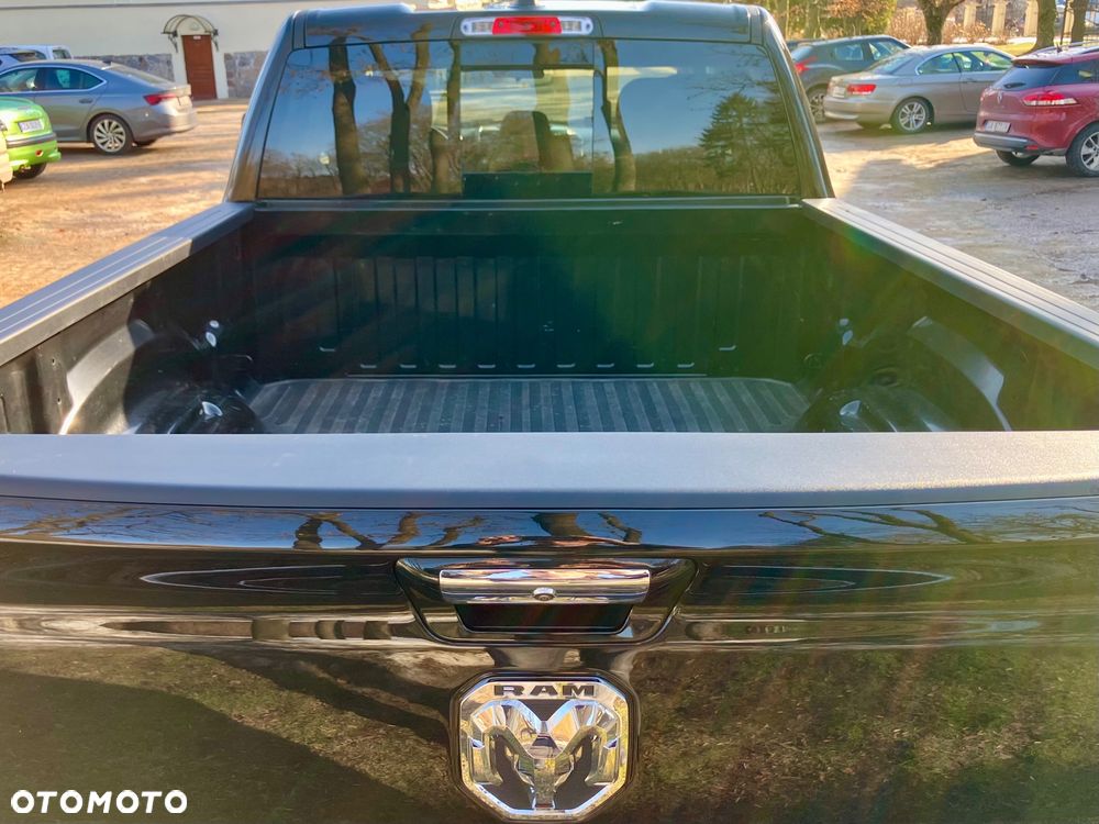Dodge RAM - 35