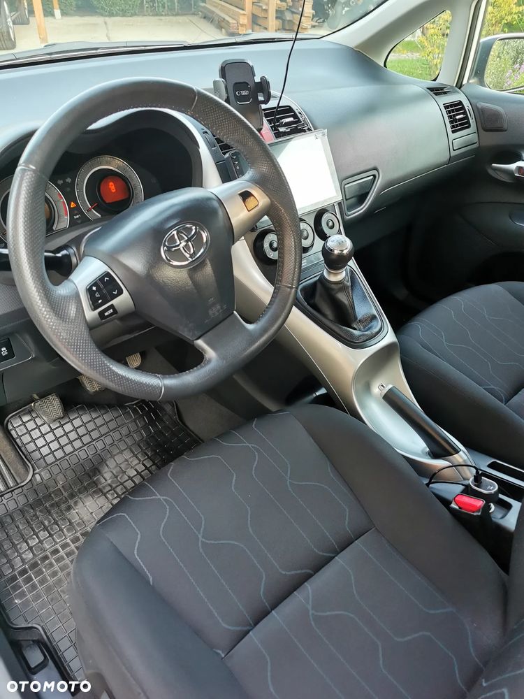 Toyota Auris 1.6 Valvematic Life - 6