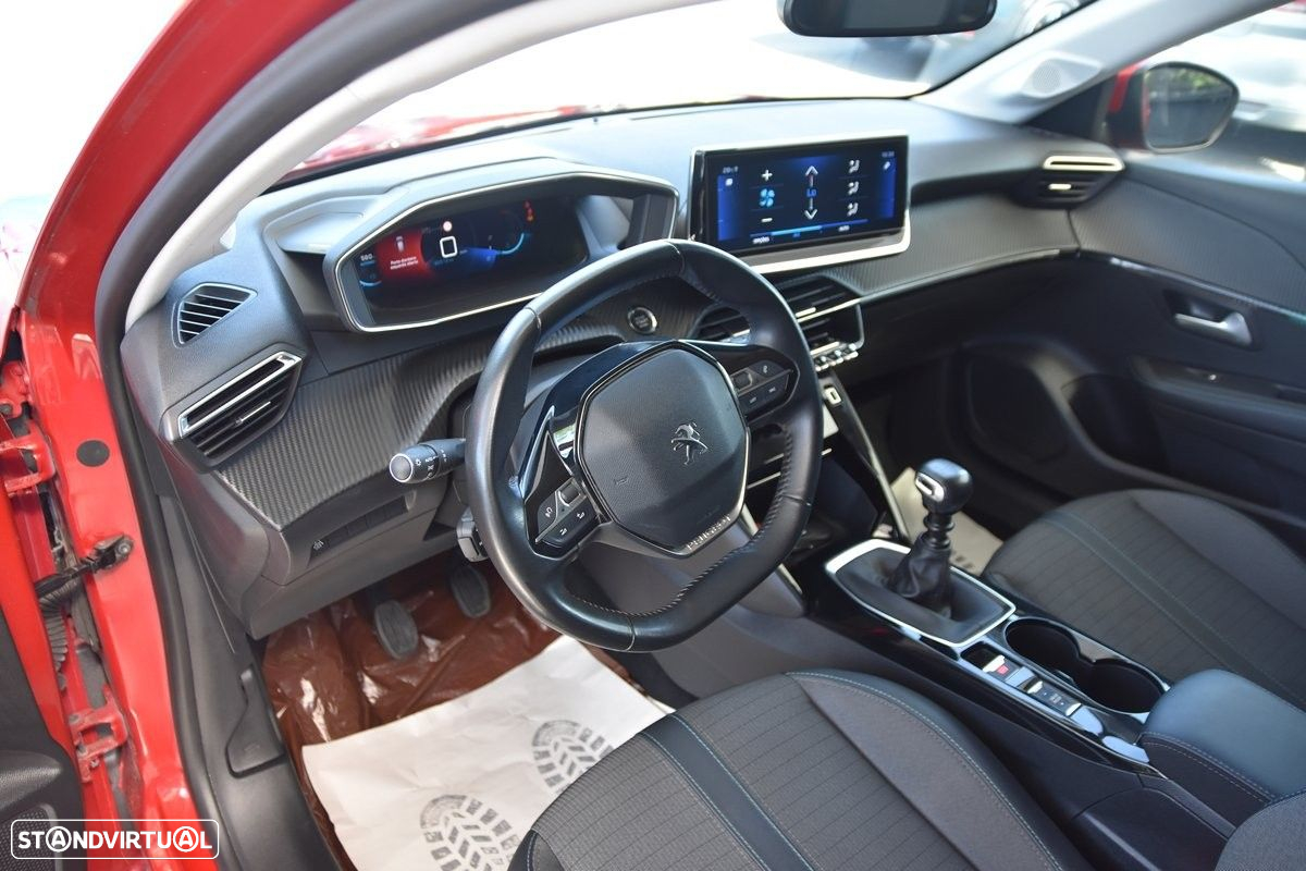 Peugeot 208 1.2 PureTech GT - 15