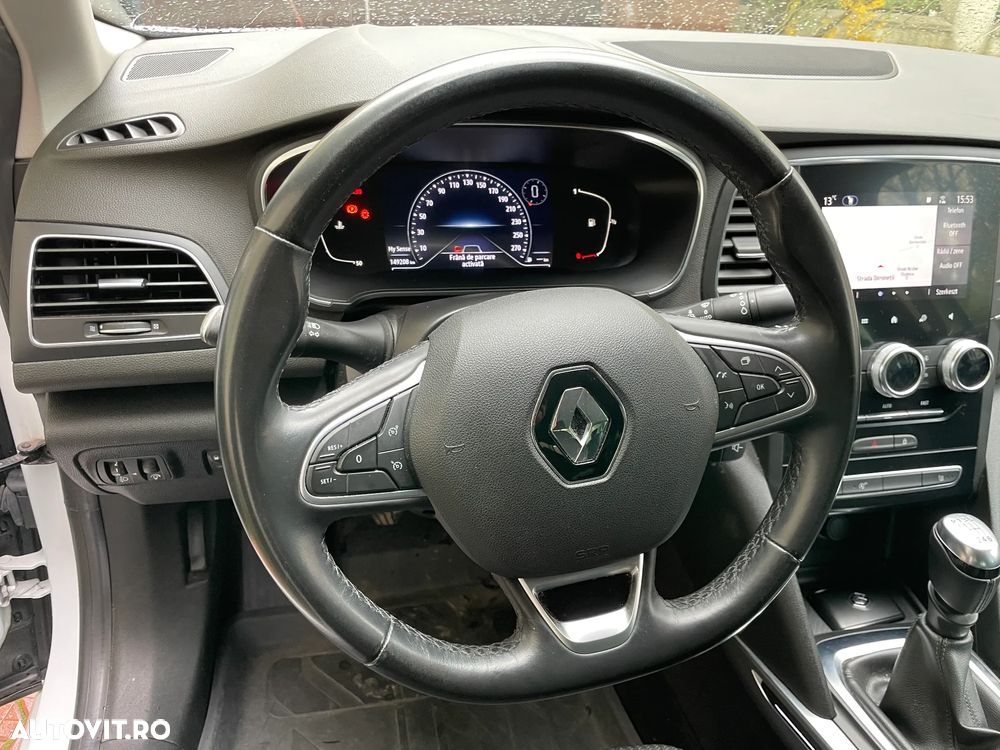 Renault Megane TCe 140 GPF Intens - 6