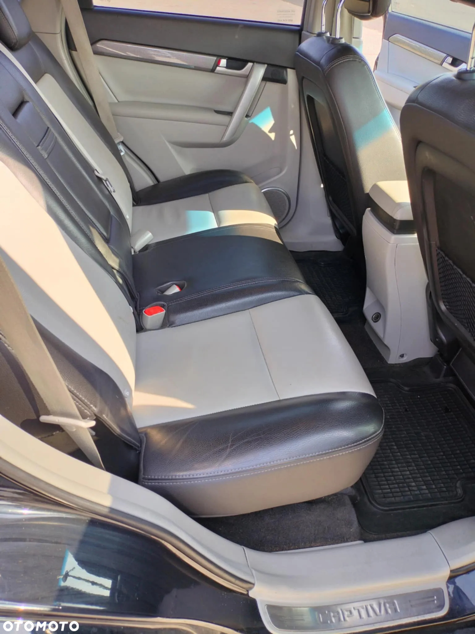 Chevrolet Captiva 2.2 d LTZ - 8