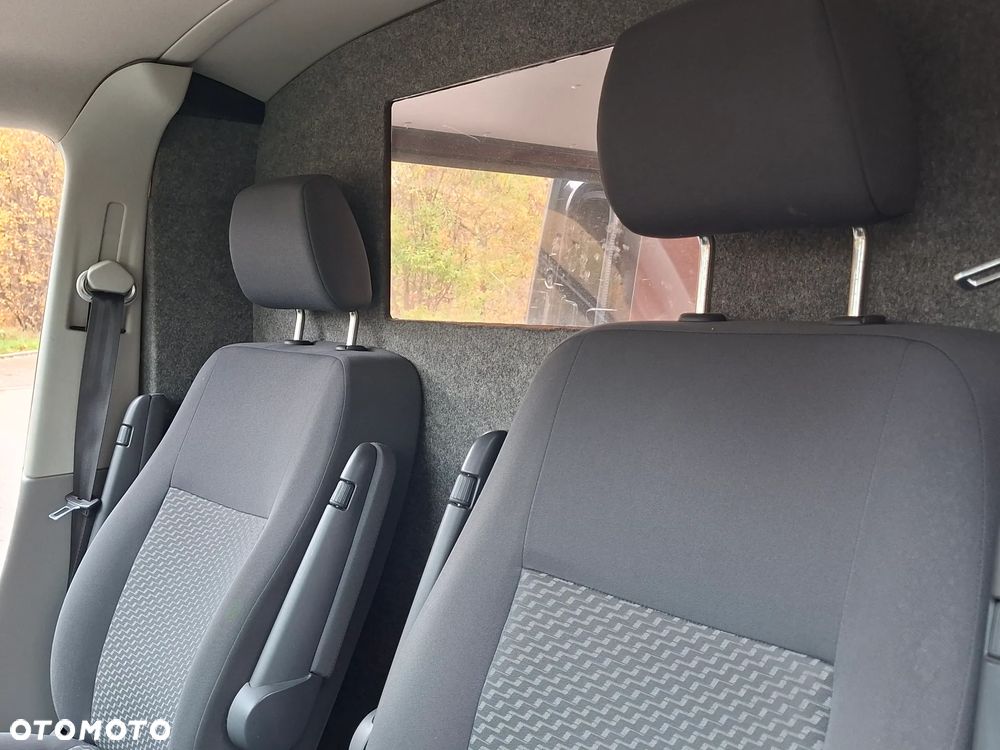 Volkswagen Transporter T5 - 31