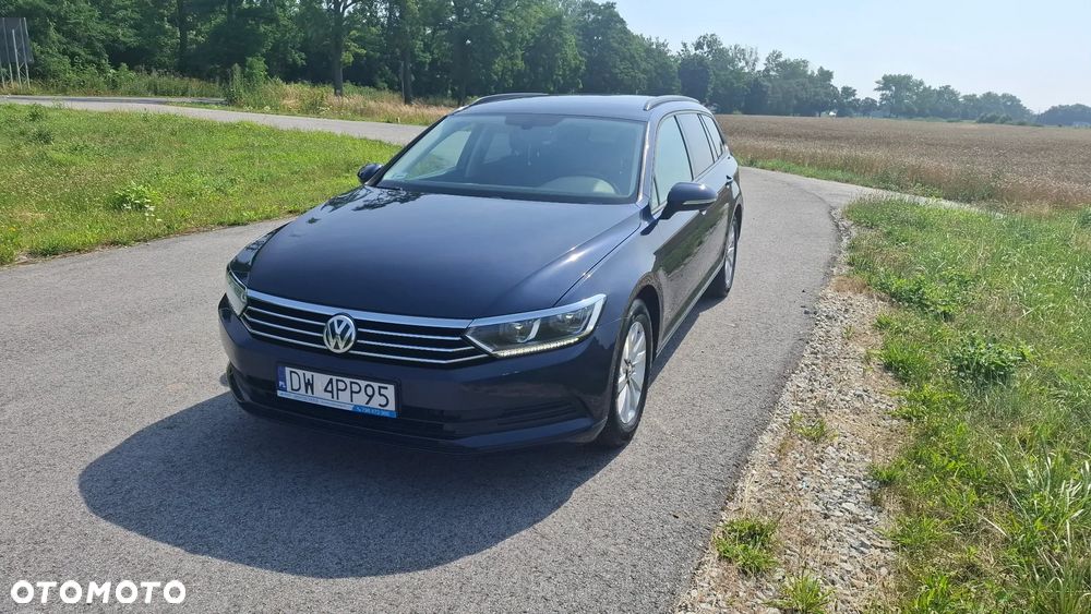 Volkswagen Passat 2.0 TDI BMT Trendline - 3