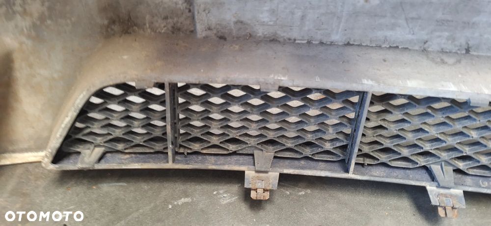 Ford Focus mk1 ST zderzak przedni Q2 - 23