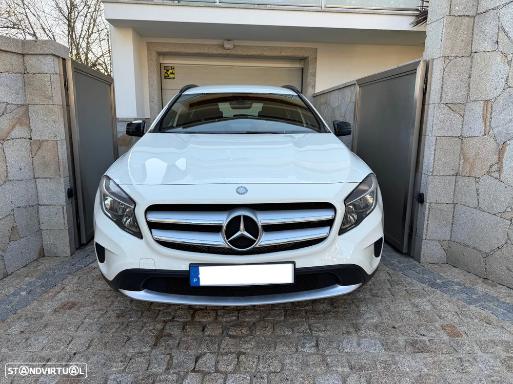 Mercedes-Benz GLA 180 (CDI) d Urban - 9