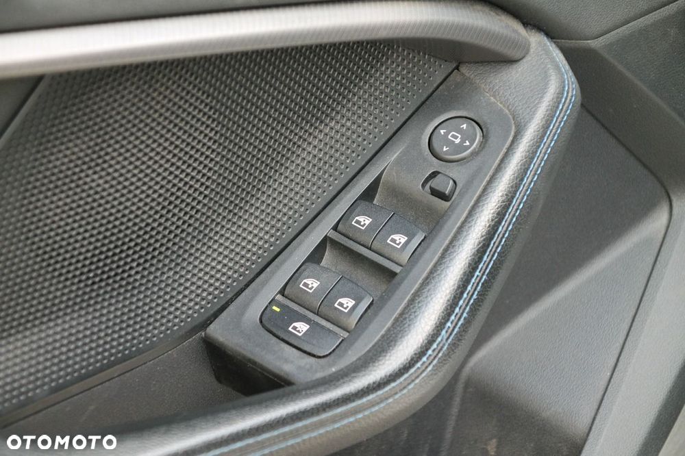 BMW Seria 1 118i M Sport - 13