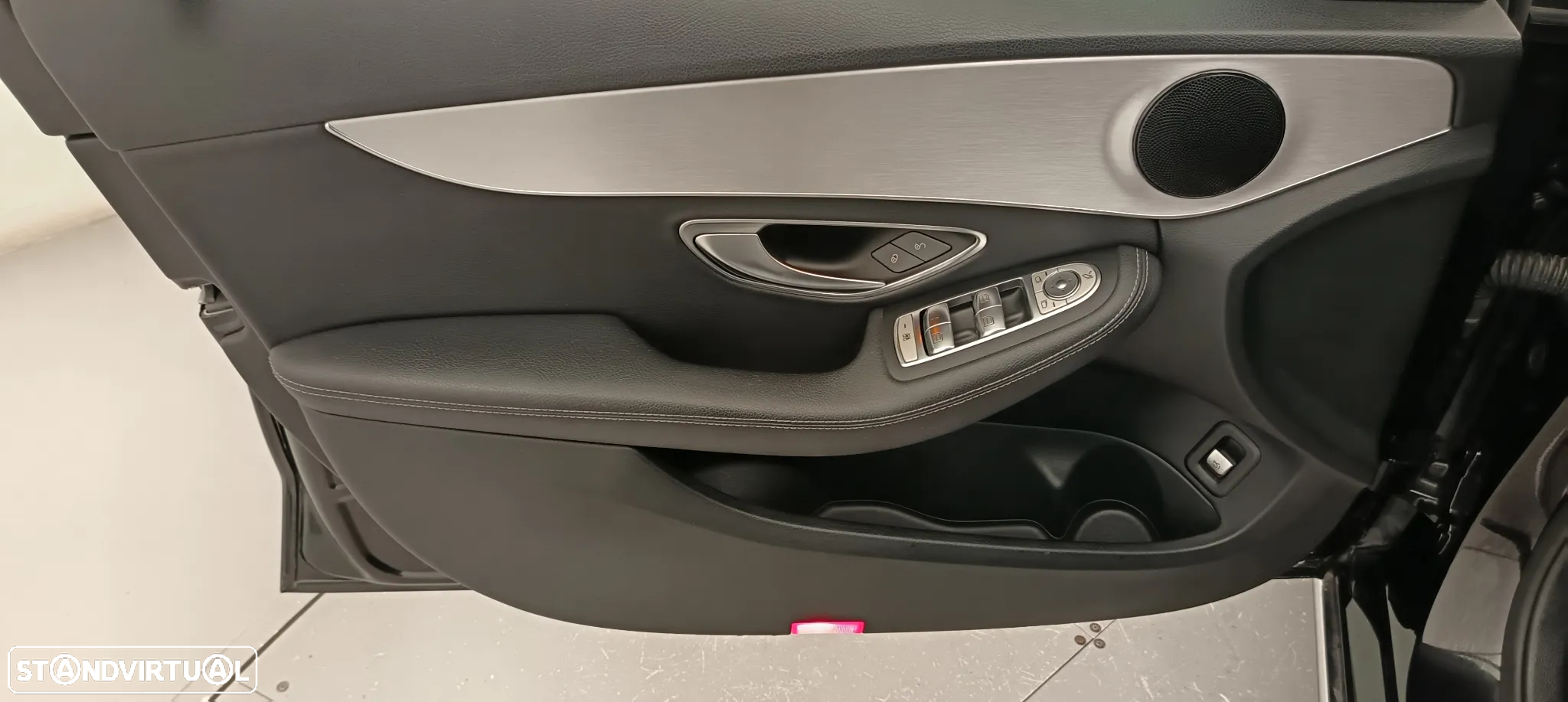 Mercedes-Benz C 220 d Avantgarde - 25