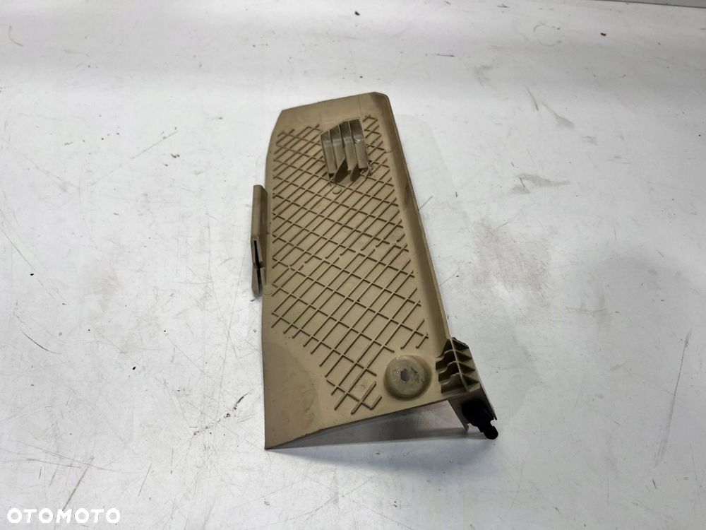 PODNÓŻEK STELAŻ NAKŁADKA AUDI A3 8P LIFT 8P1864777 BEŻ - 4