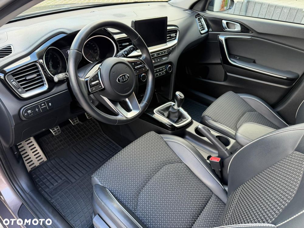 Kia Ceed 1.4 T-GDI L Business Line - 7