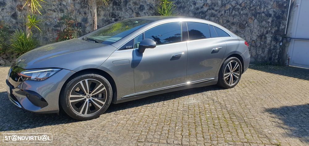 Mercedes-Benz EQE 300 Edition Electric Art - 21