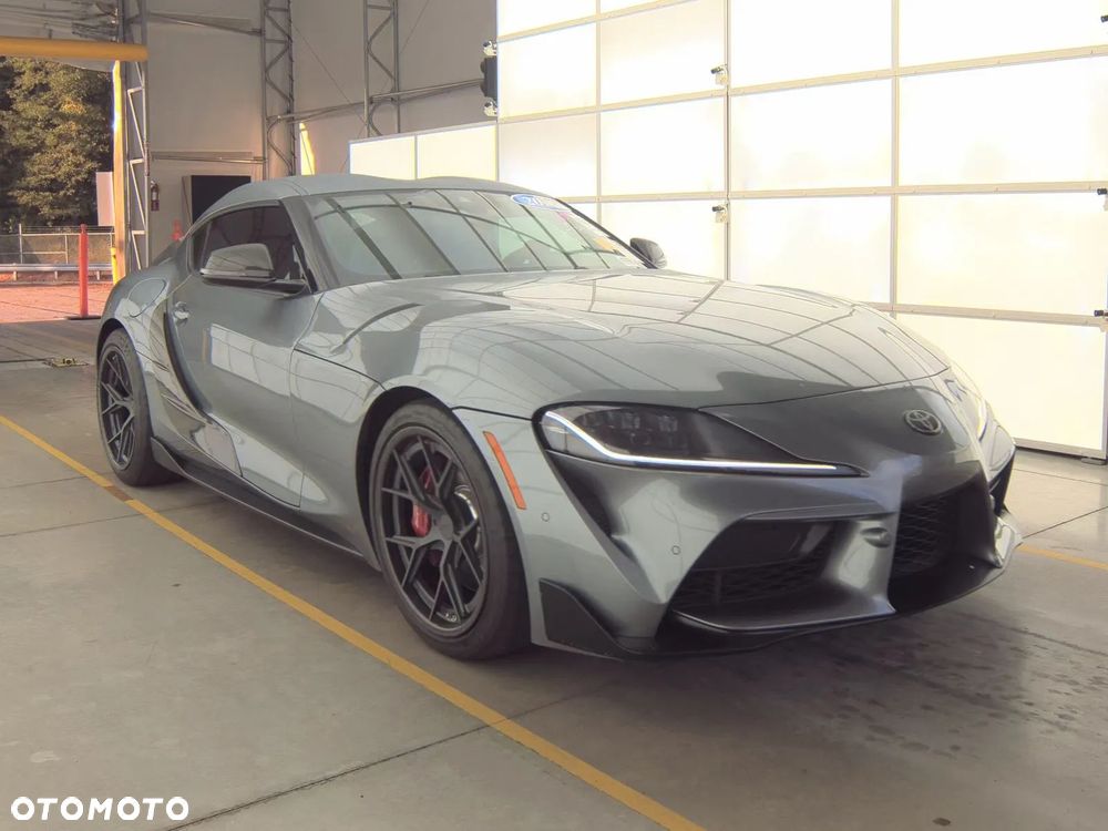 Toyota Supra - 3