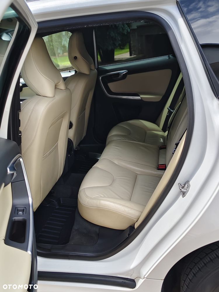 Volvo XC 60 - 10