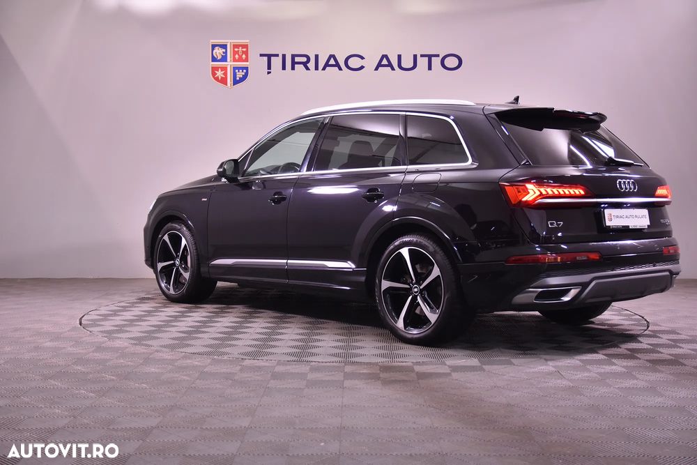 Audi Q7 - 3