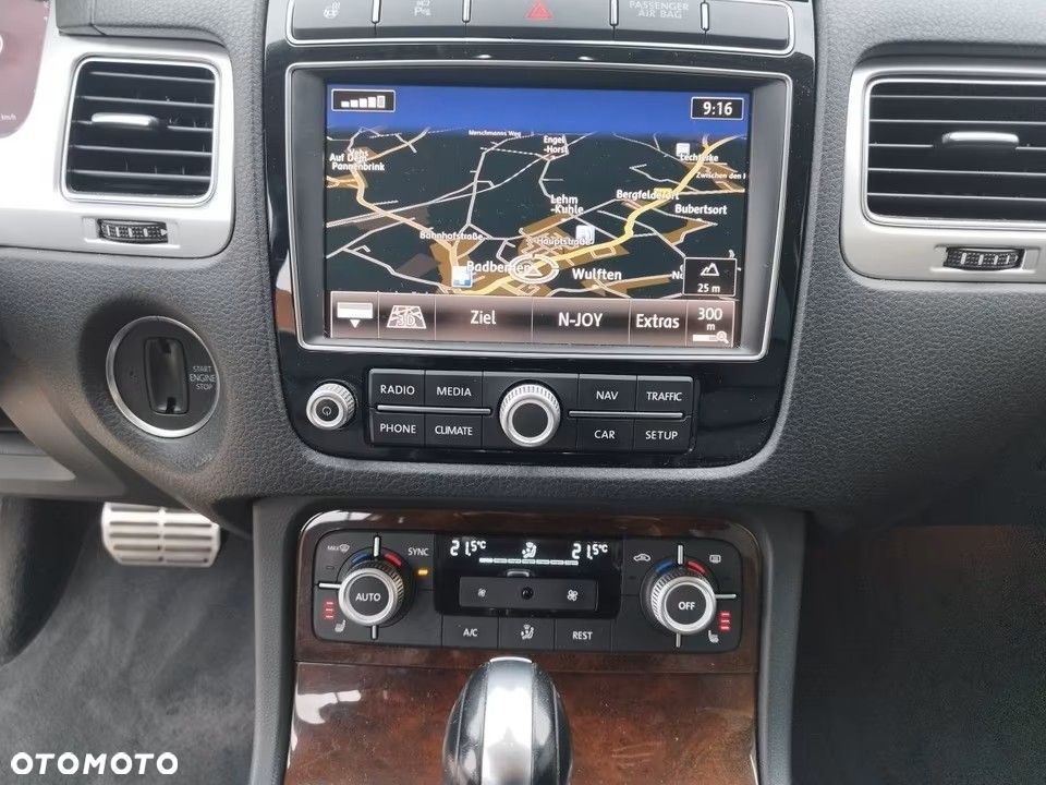 Volkswagen Touareg - 17