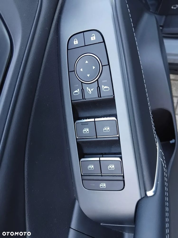 Nissan Qashqai 1.3 DIG-T mHEV N-Connecta Xtronic - 19