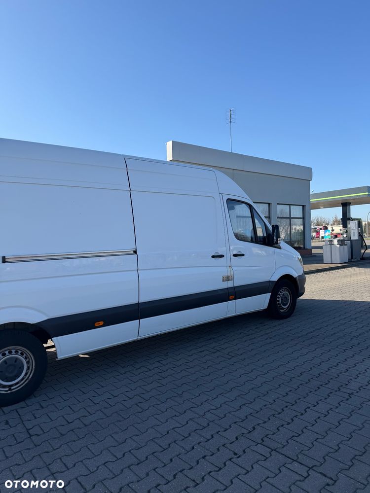 Mercedes-Benz Sprinter - 5